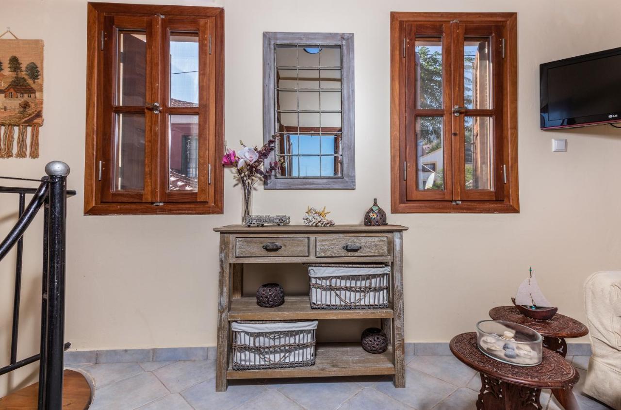 Coralli House Chalki Town Екстер'єр фото